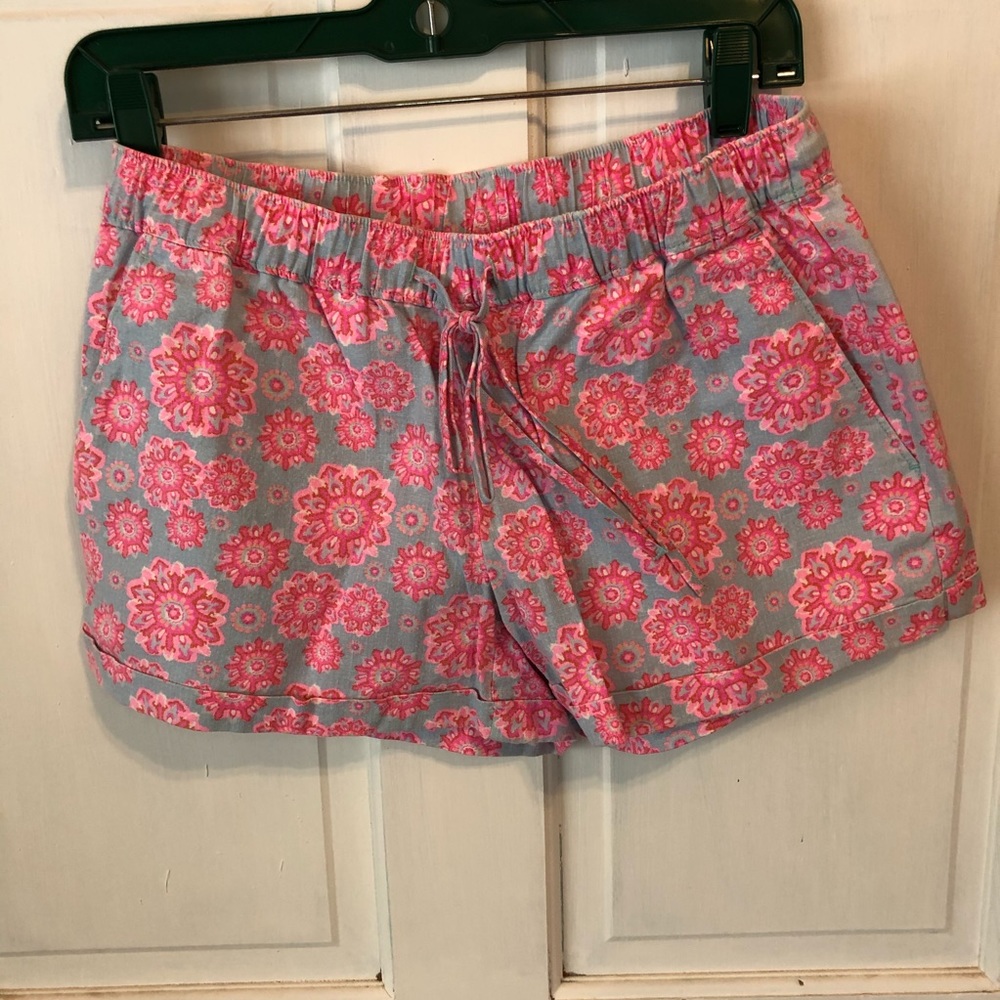 Vineyard Vines drawstring shorts